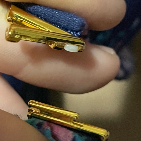 Set of 2 Victoria Set Demi Bras 34DDD - Picture 6 of 6